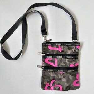 Lesportsac 3-Zip Crossbody bag Modern Love Camo Nylon Handbag Purse